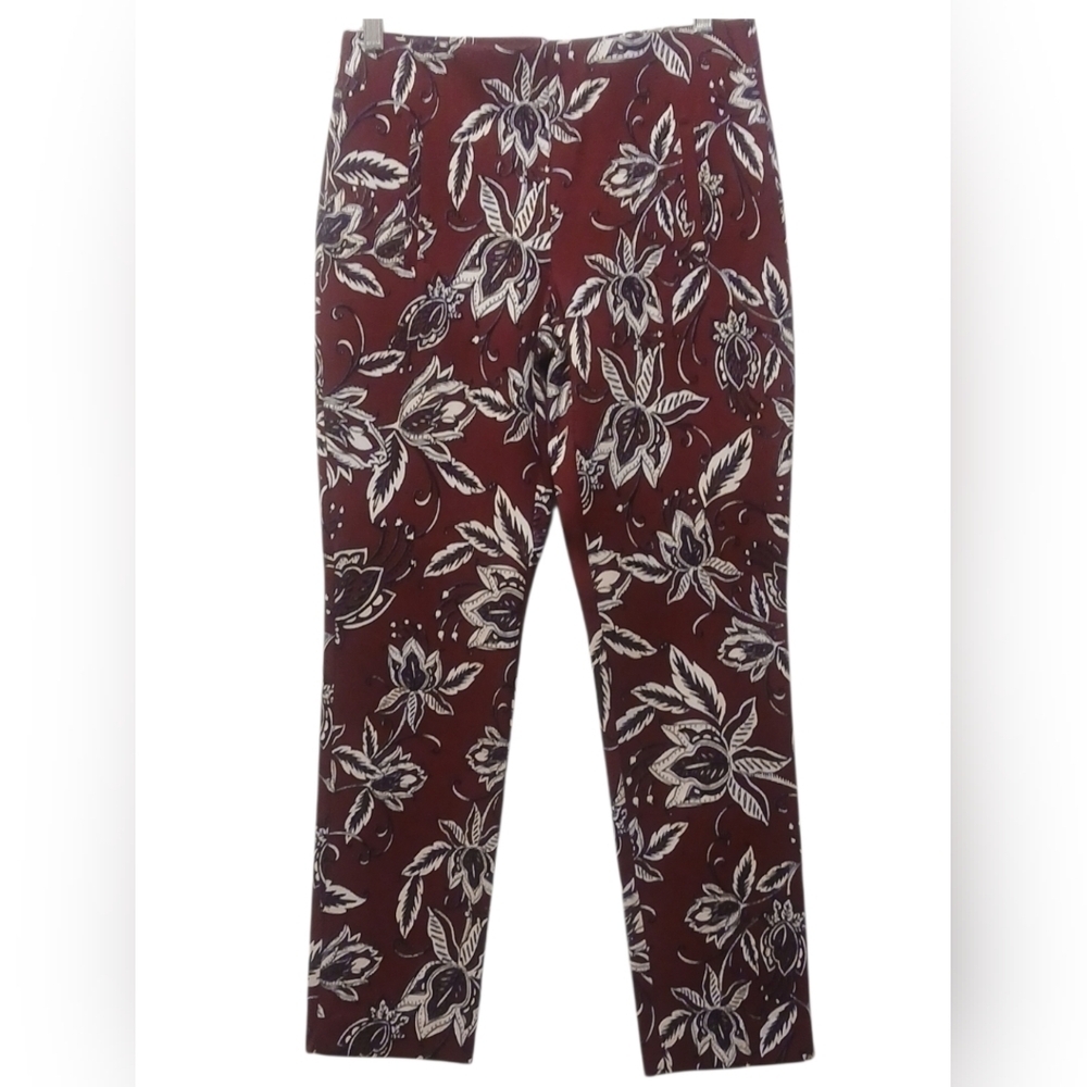 Chico's - NWOT,Maroon Floral Dress Pants W/Slimming Panel, Elastic Waist, Size 4 - Picture 4 of 8